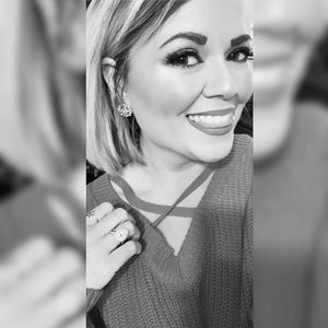 Meet your Posher, Rebecca